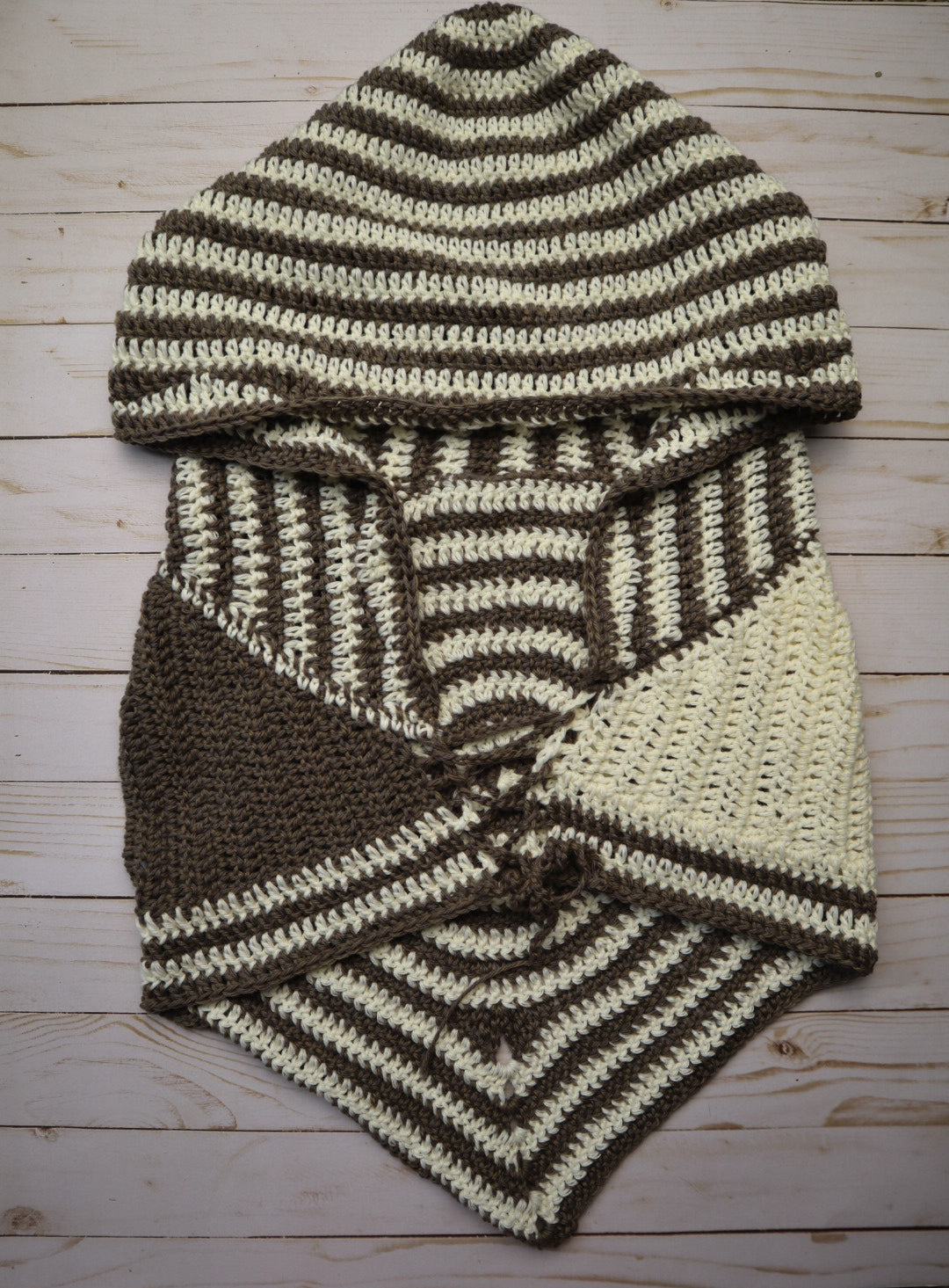 hypnotize hooded vest