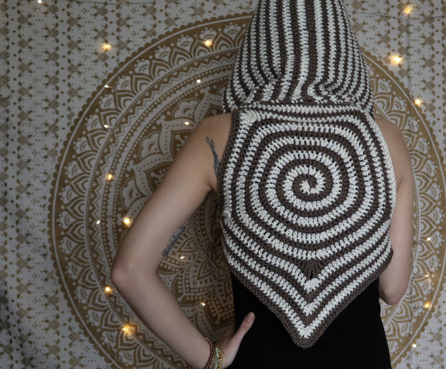 hypnotize hooded vest