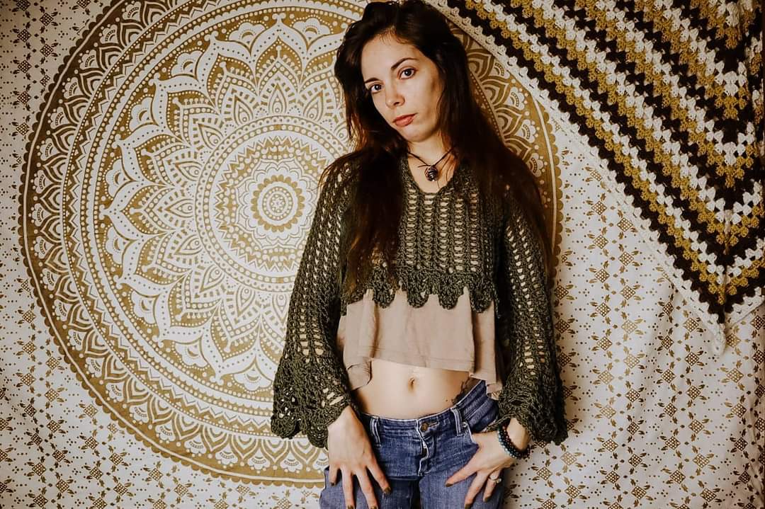fairy queen cropped sweater