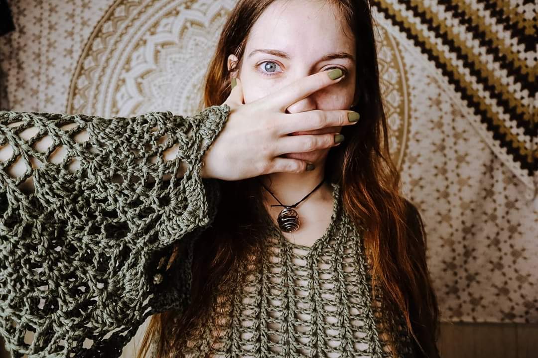 fairy queen cropped sweater